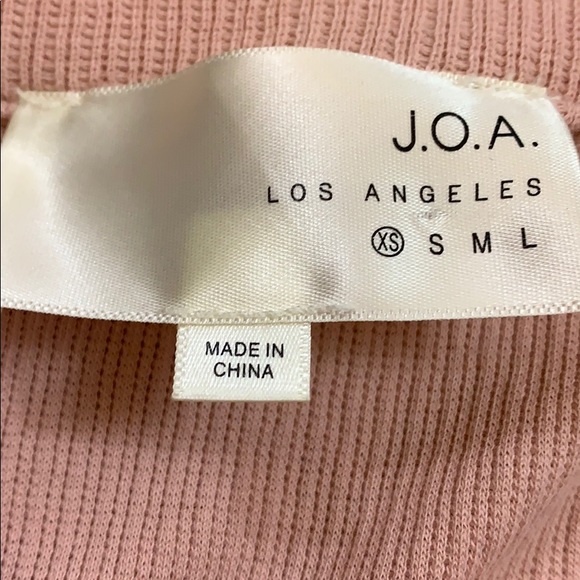 J.O.A. Pale blush lace-up cold shoulder top - Picture 7 of 8